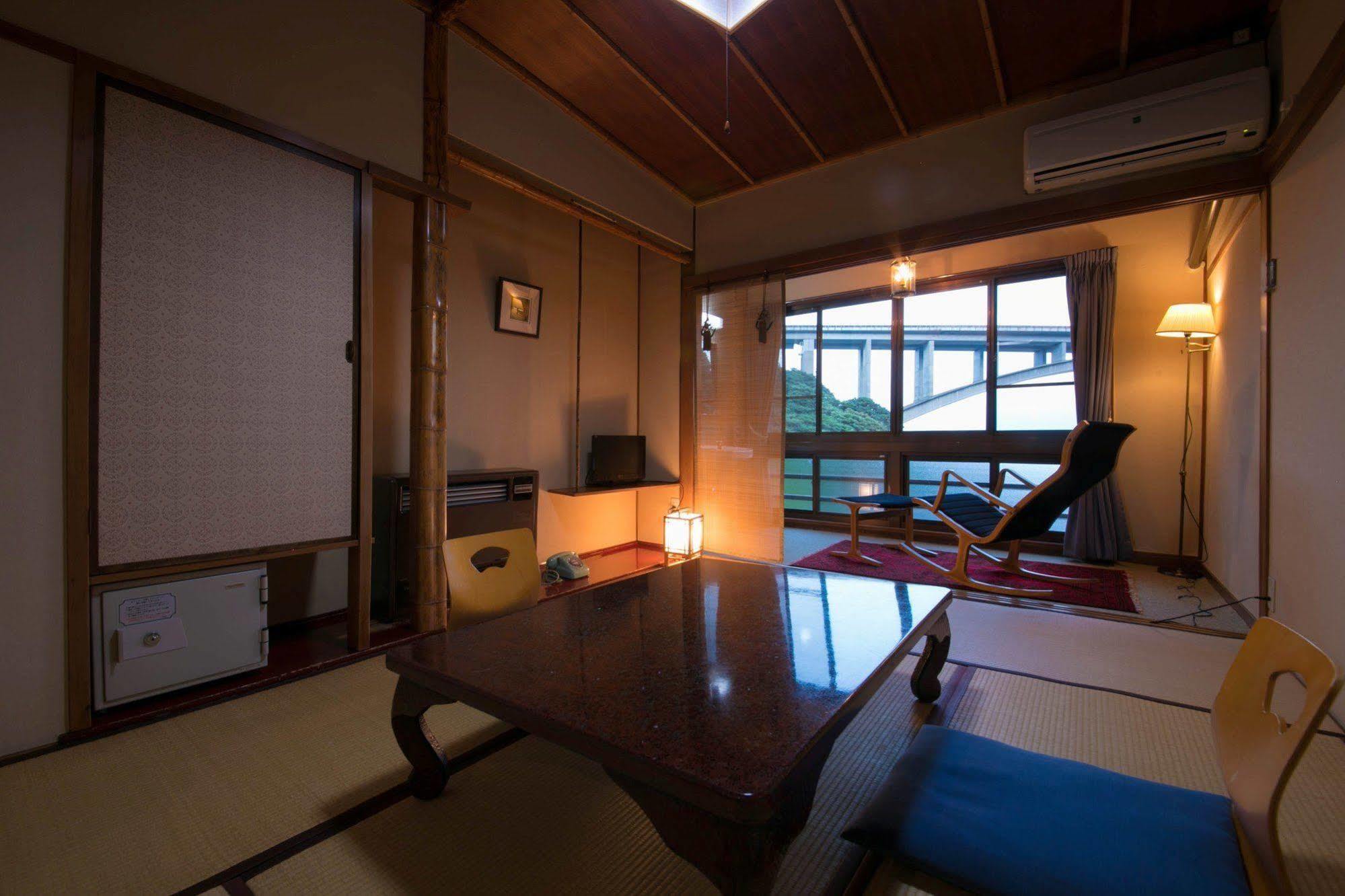 Okamotoya Ryokan Beppu Exterior foto